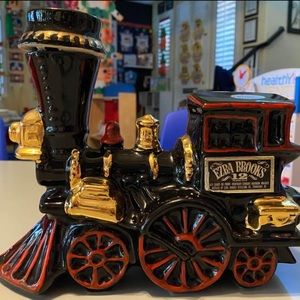 Ezra Brooks Whiskey Decanter 🚂